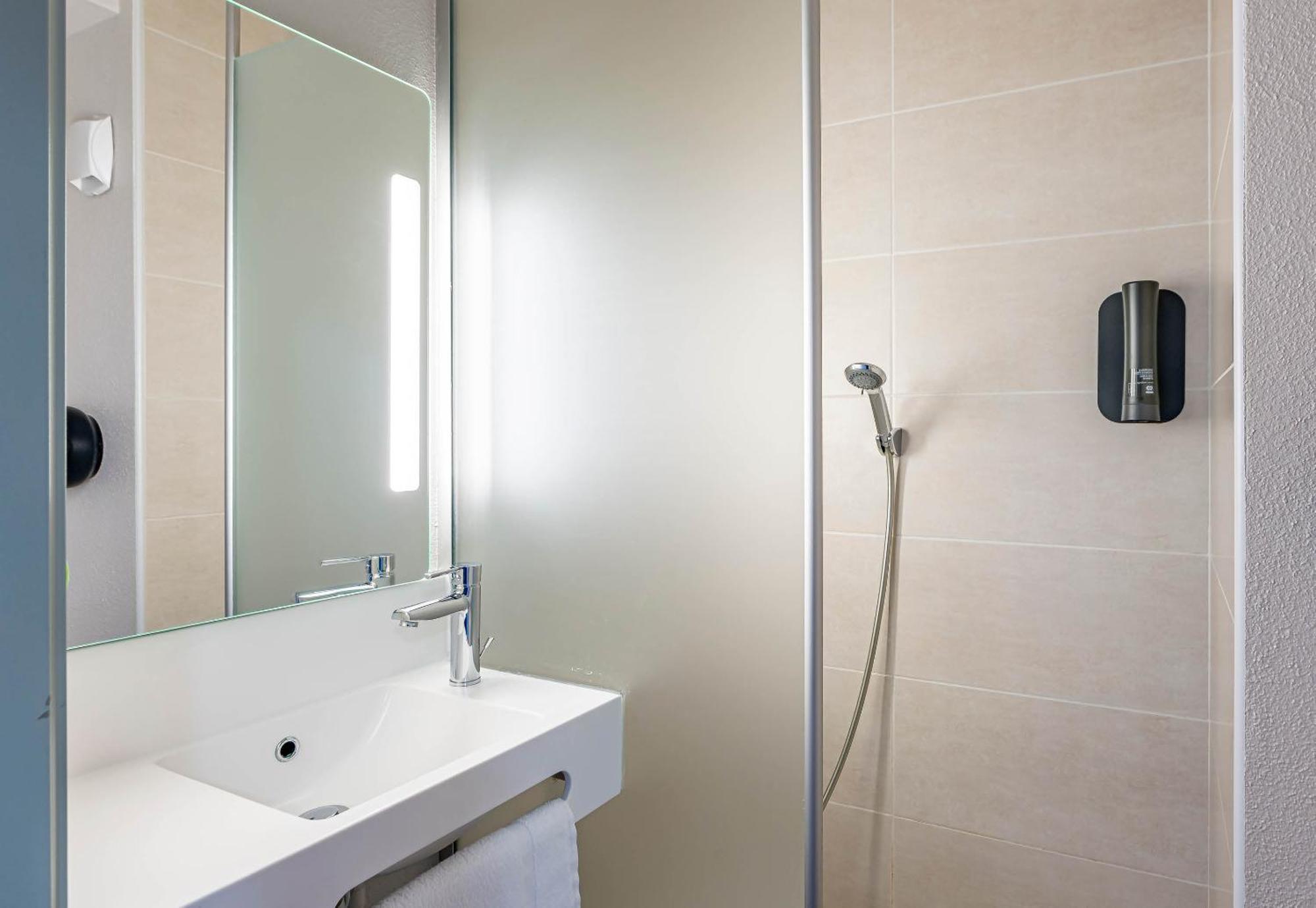 B&B Hotel Bordeaux Langon Exterior foto